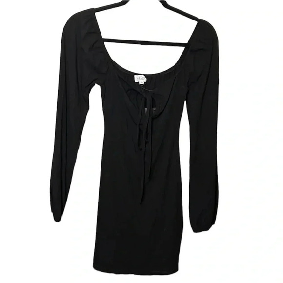 Nwt Le Lis Black Long Sleeve Dress Size Small - Picture 1 of 5